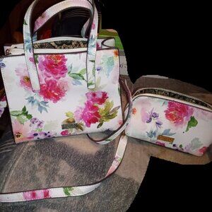NWOT Carlos Santana Crossbody Tote Floral Pebbled Vegan Leather Handbag Purse